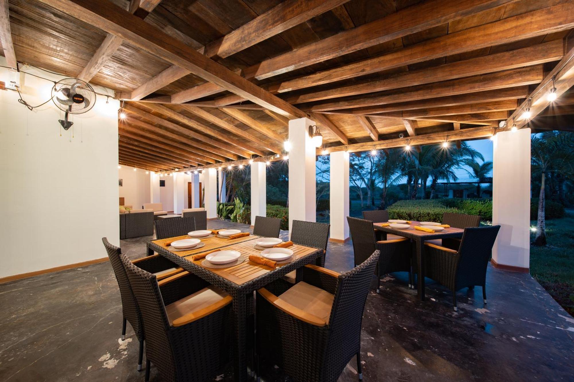 Zenquility Inn & Tavern Pedasi Town Εξωτερικό φωτογραφία